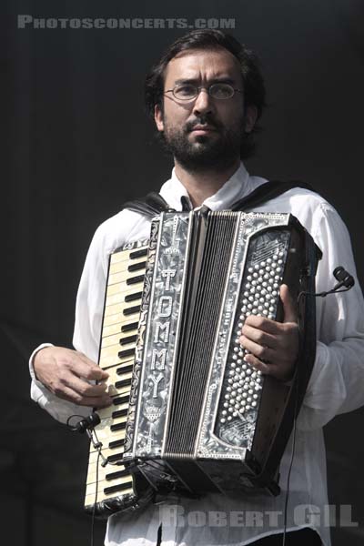 DEVOTCHKA - 2007-08-26 - SAINT CLOUD - Domaine National - Scene de la Cascade - 